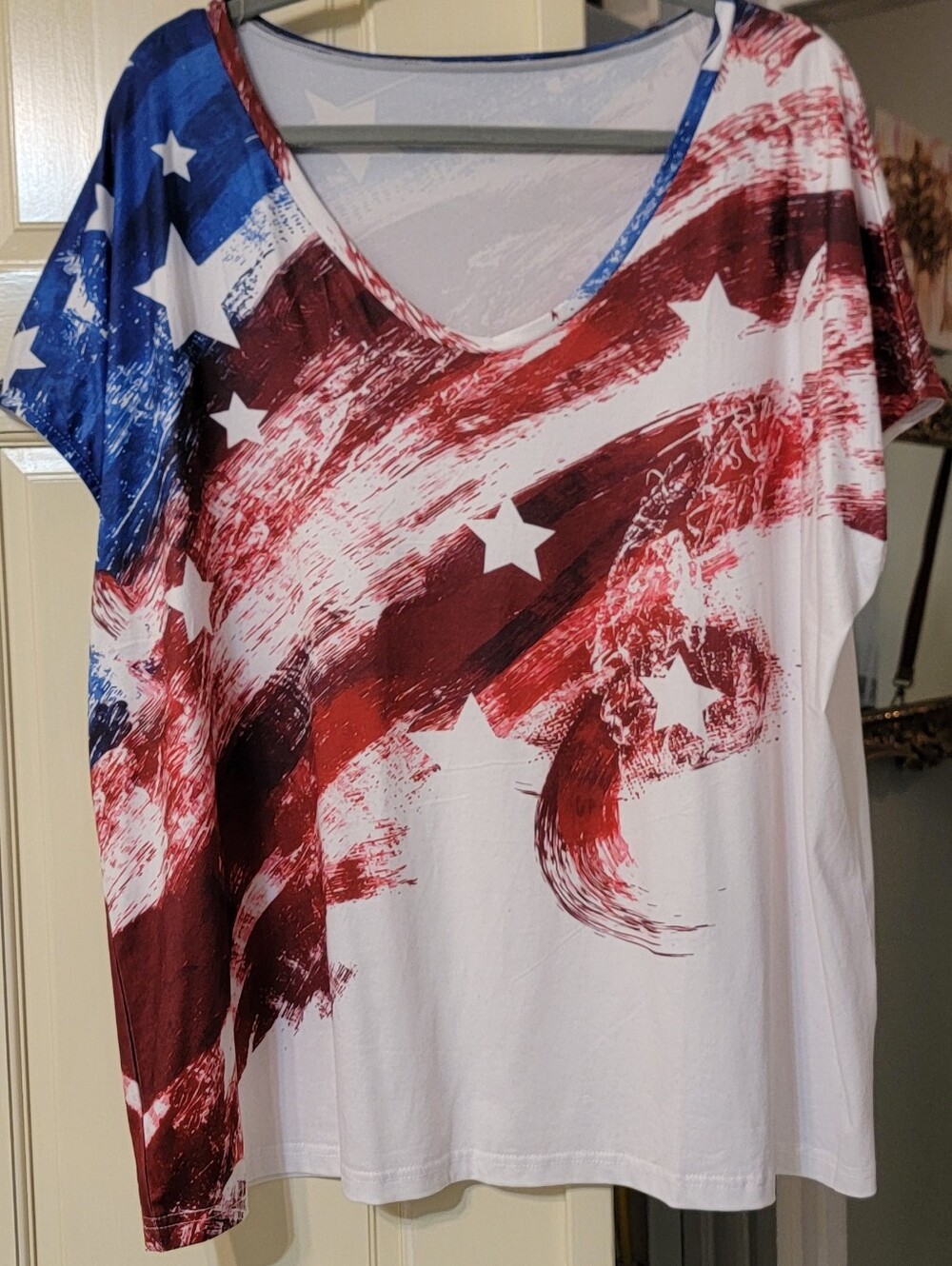 ORDER NOW TO GET IT TIME FOR 4TH OF JULY - PATRIOTIC PLUS SIZED TOP - SIZE 4XL